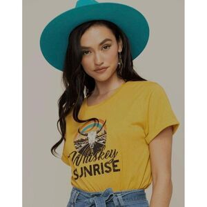 5/$25Youth in Revolt WHISKEY SUNRISE STEER HEAD GRAPHIC TEE
